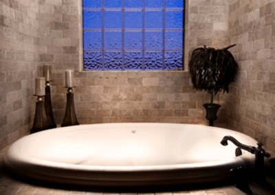 Bathtub in Master Bath oaks development home